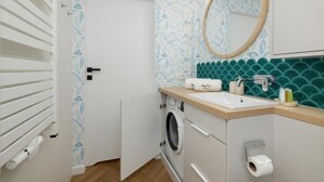 Bathroom - Comfortable apartment with a terrace (Trzesacz)