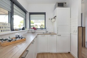 KĂŒhlschrank, Ofen, Herdplatte, GeschirrspĂŒler