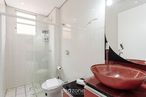 Basic Apartment | Bathroom | Shower - Apt Close to the Beach in Canasvieiras Rfs205 (Florianópolis)
