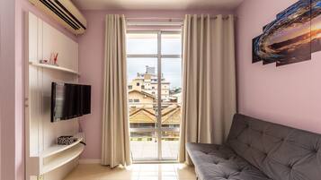 Basic Apartment | Living area | TV