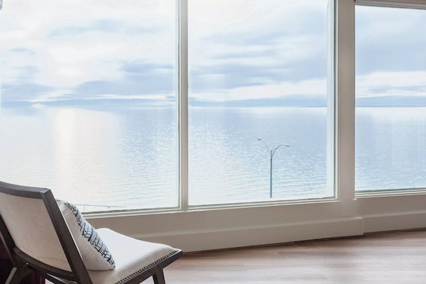 Observation Deck Look-out