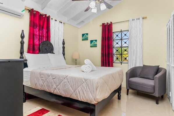 3 bedrooms, iron/ironing board, free WiFi, bed sheets