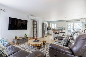 Smart TV, fireplace, video games, books