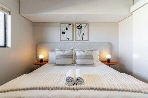 1 chambre, coffres-forts dans les chambres, fer et planche à repasser