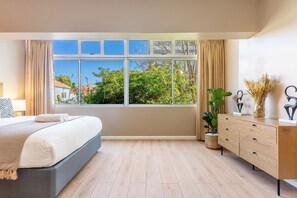 1 bedroom, in-room safe, iron/ironing board, WiFi