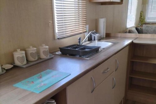 3 Bedroom Caravan in Lyons Robin Hood Rhyl