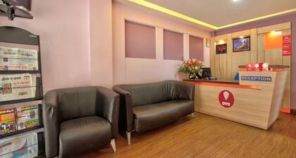 Super Townhouse Hills Palace