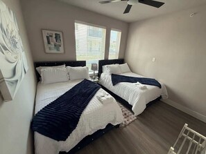 2 bedrooms, iron/ironing board, WiFi, bed sheets