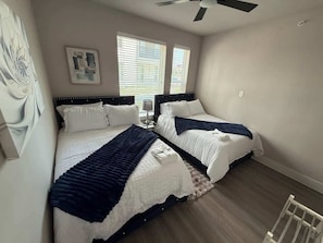 2 bedrooms, iron/ironing board, WiFi, bed sheets