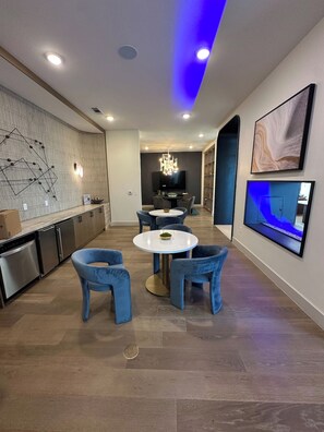 Unclassified image, 4 of 53, button - Austin Group Ready 2BR | Near Domain | Gym & Pool (Austin)