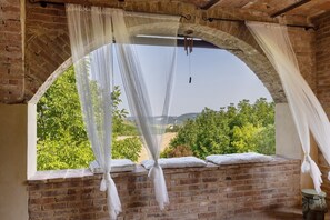 Property grounds - 'Piccola' Room with Shared Terrace, Shared Garden and Wi-Fi (Casorzo)