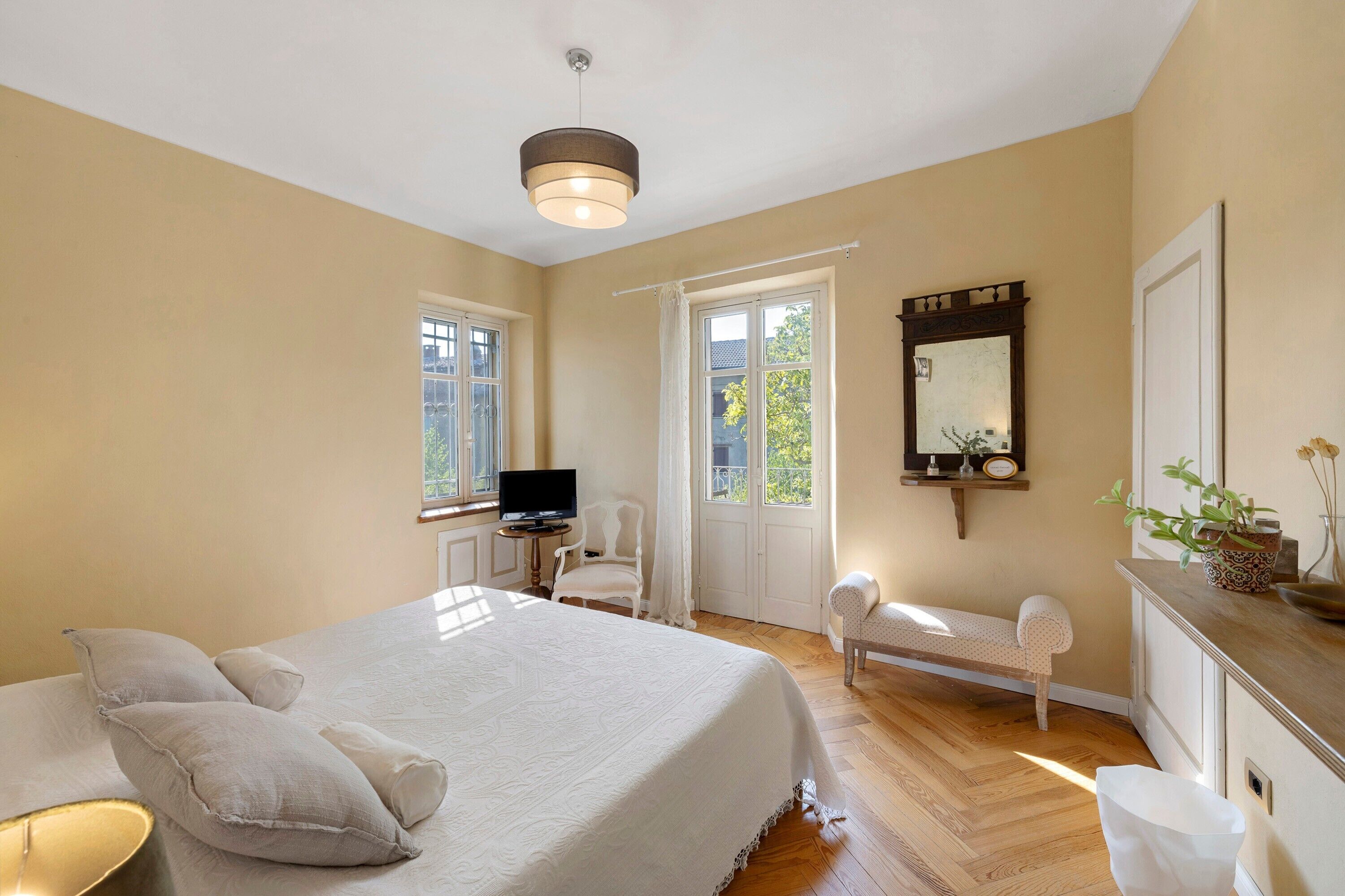 1 sovrum, strykjärn/strykbräda, wi-fi och sängkläder