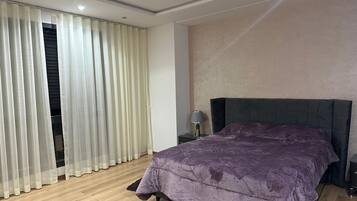 5 عدّة غرف نوم وواي فاي