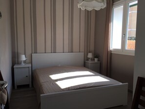 1 bedroom, WiFi, bed sheets - LIDIA HOUSE - The Residences of the Viri (Diano Marina)