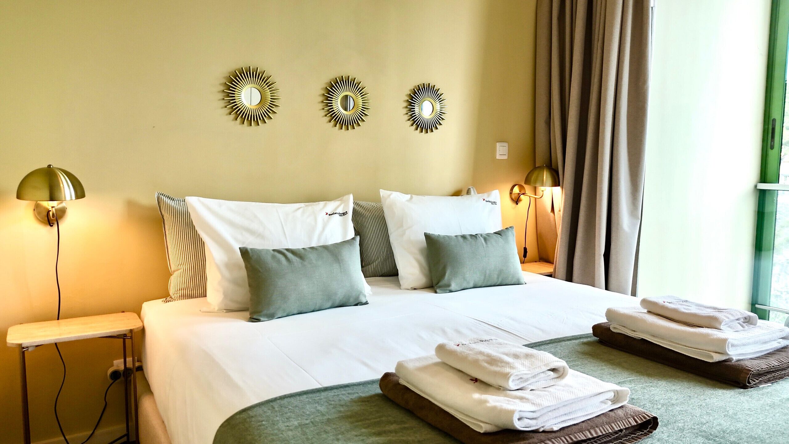 2 habitaciones, tabla de planchar con plancha y wifi gratis 