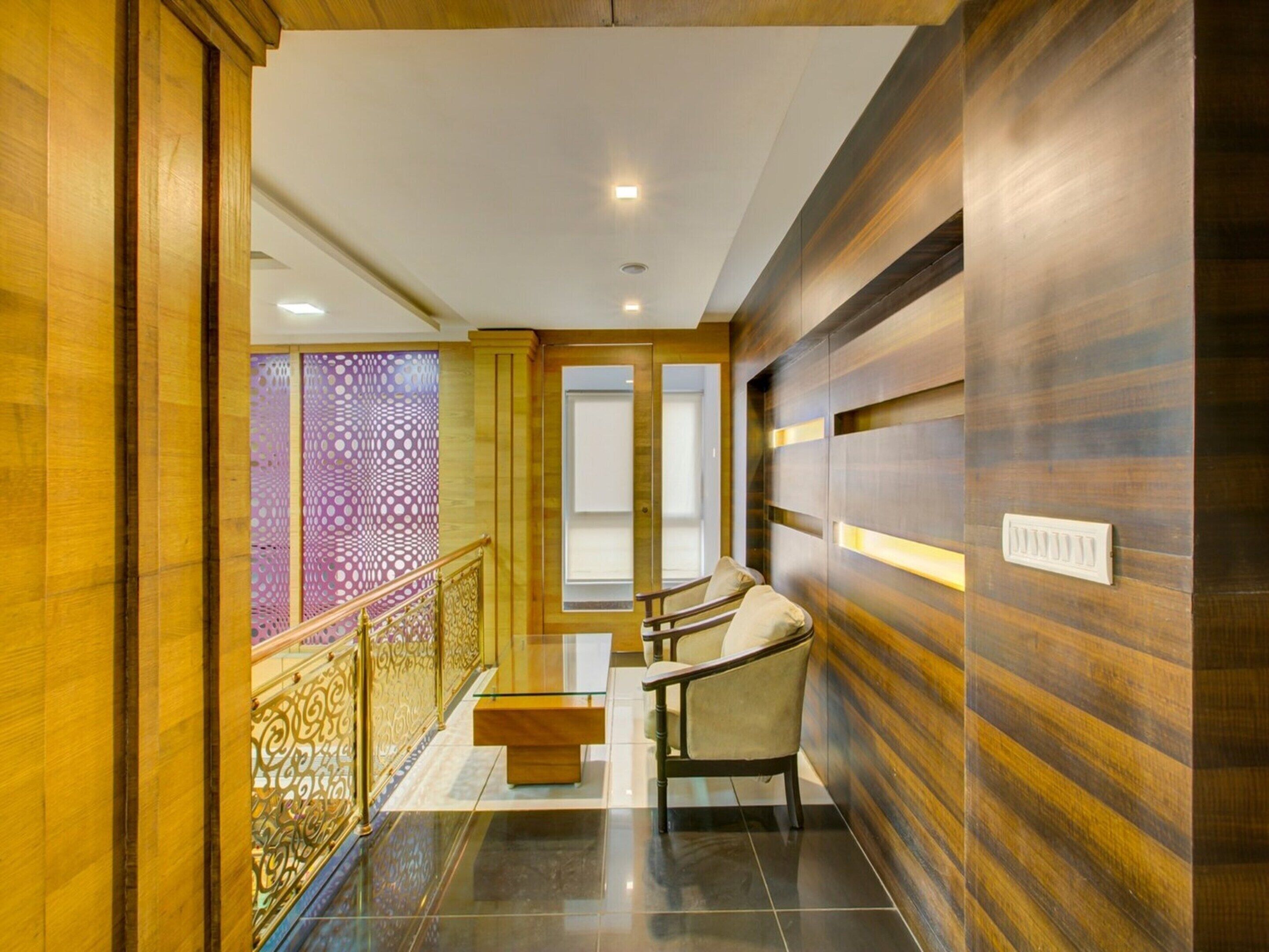 House | Reception