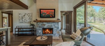 คอทเทจ บน หลุมที่ 10 ที่พักสวยสำหรับ 7 คน พร้อม อ่างน้ำร้อน และ เตาไฟ