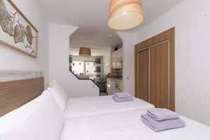 1 chambre, fer et planche à repasser, Wi-Fi, draps fournis