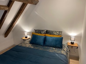 1 bedroom, WiFi, bed sheets