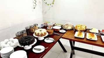 Gratis morgenmadsbuffet hver dag