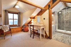 House | Bathroom - 4 Bedroom Cottage in Bretherdale, No Deposit (Penrith)
