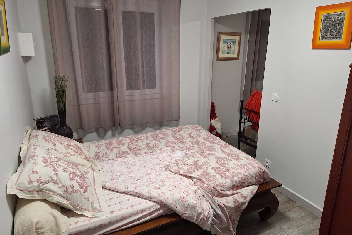 Comfort Apartment, Garden View | Soundproofing, iron/ironing board, free WiFi
