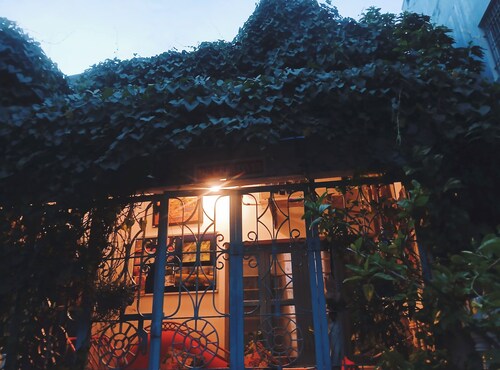 De Creatives - Cozy Artistic Home Stay near Rock Beach, Pondicherry