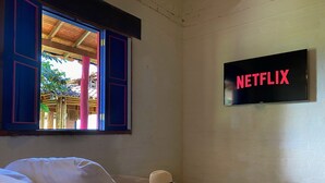 5 habitaciones, tabla de planchar con plancha, wifi y ropa de cama 
