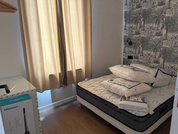 Appartement | 2 slaapkamers, een laptopwerkplek, een strijkplank/strijkijzer