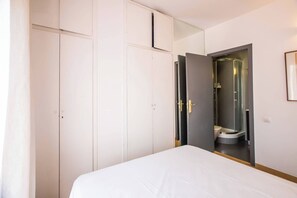 2 Schlafzimmer, Bügeleisen/Bügelbrett, Internetzugang, Bettwäsche