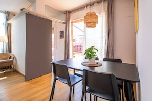 Dining - 7CROM1130 - 2BD Eixample with a big terrace (Barcelona)