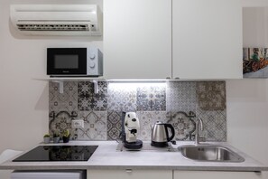 Microwave, oven, stovetop