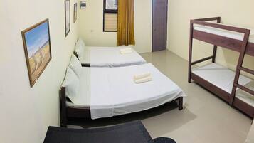 1 bedroom, free WiFi, bed sheets