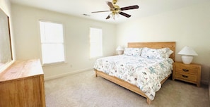 4 bedrooms, desk, iron/ironing board, free WiFi