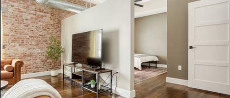 1 quarto, Wi-Fi de cortesia, roupa de cama