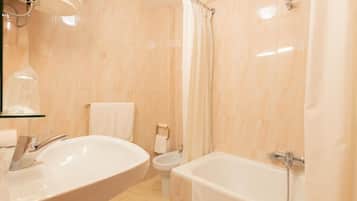 Towels, soap, shampoo, toilet paper