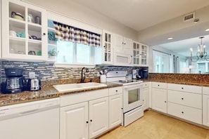 Condo, várias camas (Sea Oats 212) | Cozinha privada