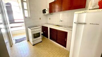 Micro-ondas, fogão, cooktop
