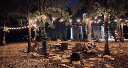 Texas Luxury Getaway – Private & Unique