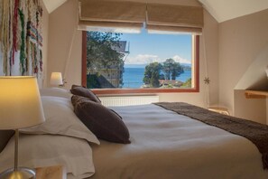 In-room safe, free WiFi