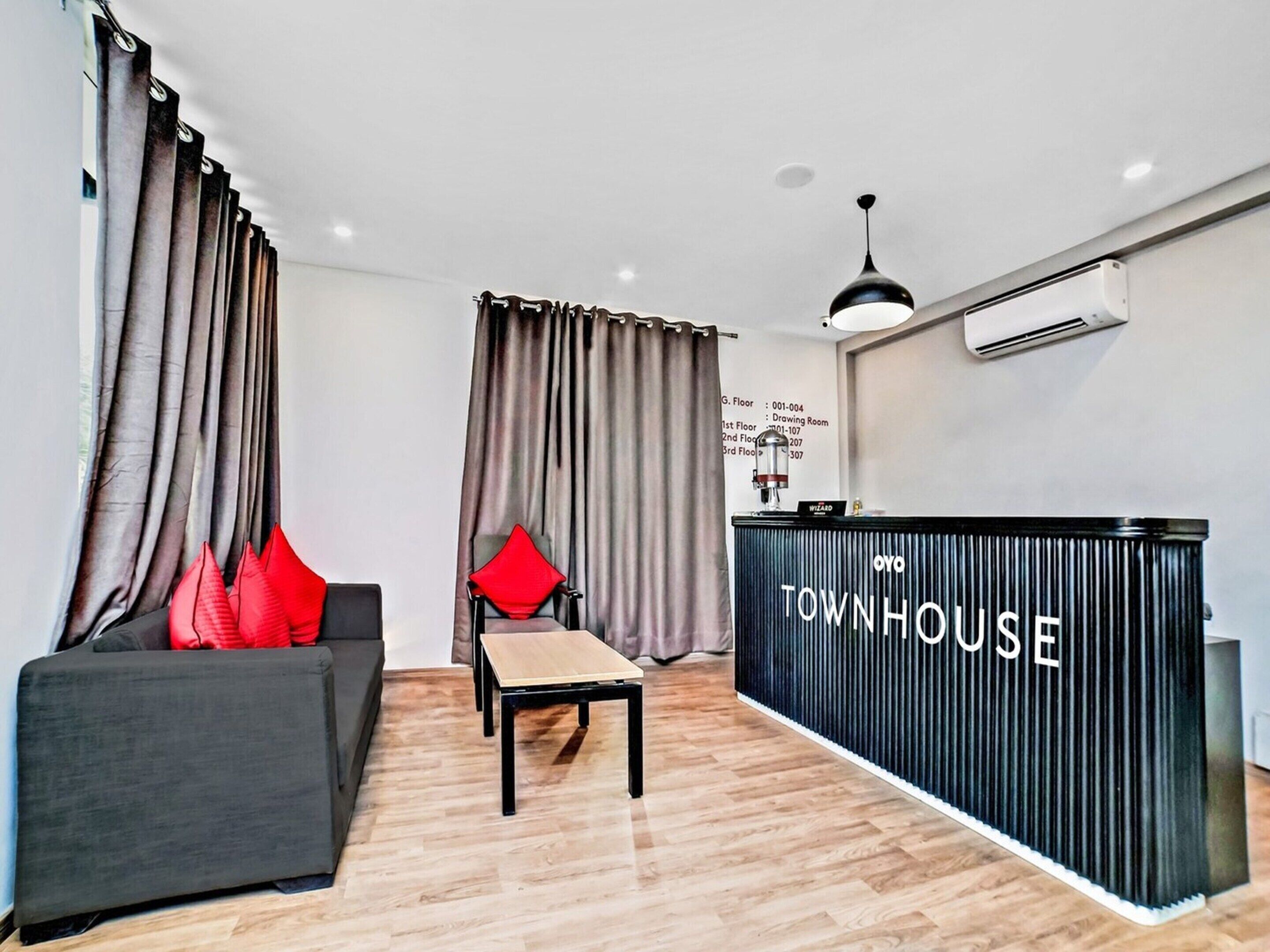 單棟房屋 | 接待處