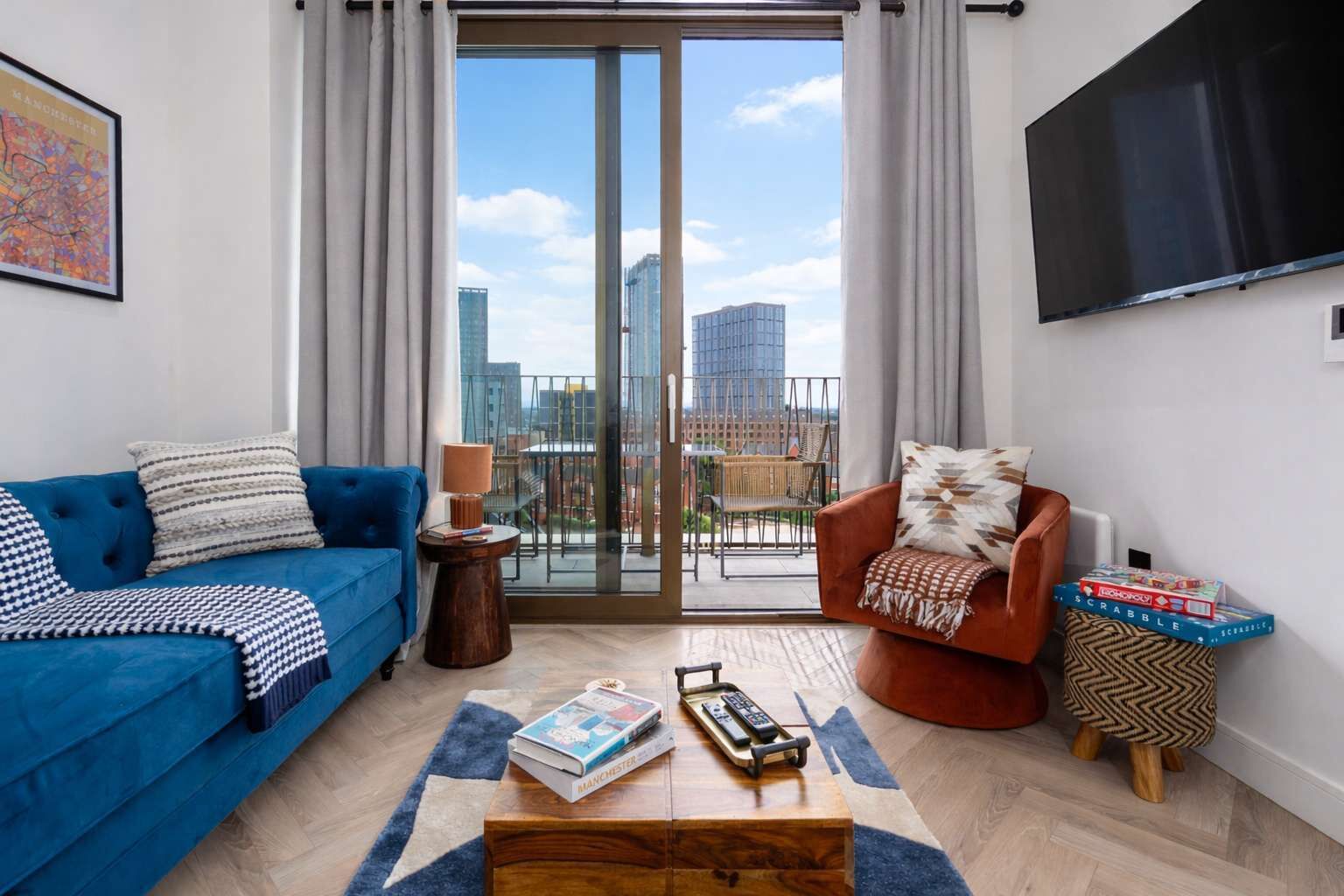 Télévision, espaces bureaux