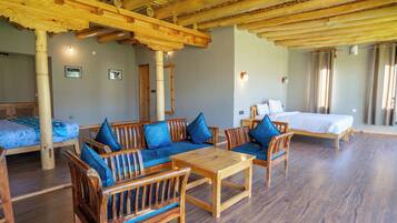 Familie studio suite | Woonruimte
