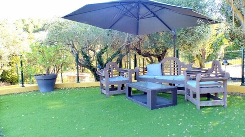 Belle maison avec jardin et piscine privée