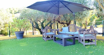 Belle maison avec jardin et piscine privée