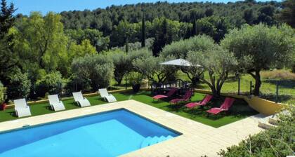 Sunny house with garden and private pool