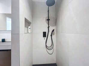 Hair dryer - Contemporary villa with pool in Trinité (Porto-Vecchio)