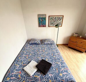 1 chambre, fer et planche Ă repasser, Wi-Fi, literie fournie