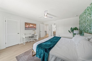 3 bedrooms, desk, iron/ironing board, free WiFi