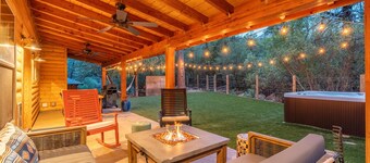 Sedona Hideaway Luxury 4BR w/ Hot Tub & Canyon Views